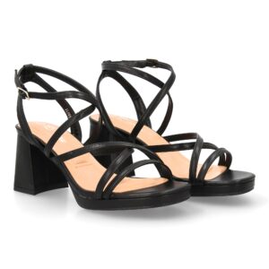 Sandalia de tacón con tiras cruzadas Negro