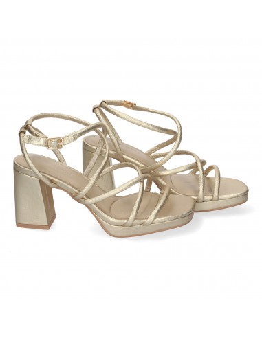 Sandalias Doradas de Tacón con Diseño de Tiras 5 Sandalias Doradas de Tacón con Diseño de Tiras - Imagen 5