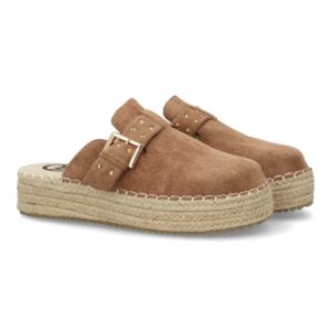 Zuecos Plataforma de Mujer en Color Camel con Hebilla Decorativa
