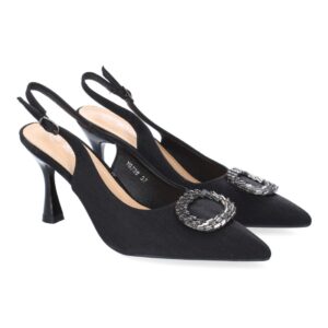 Zapatos de Tacón Negro con Detalle de Pedrería