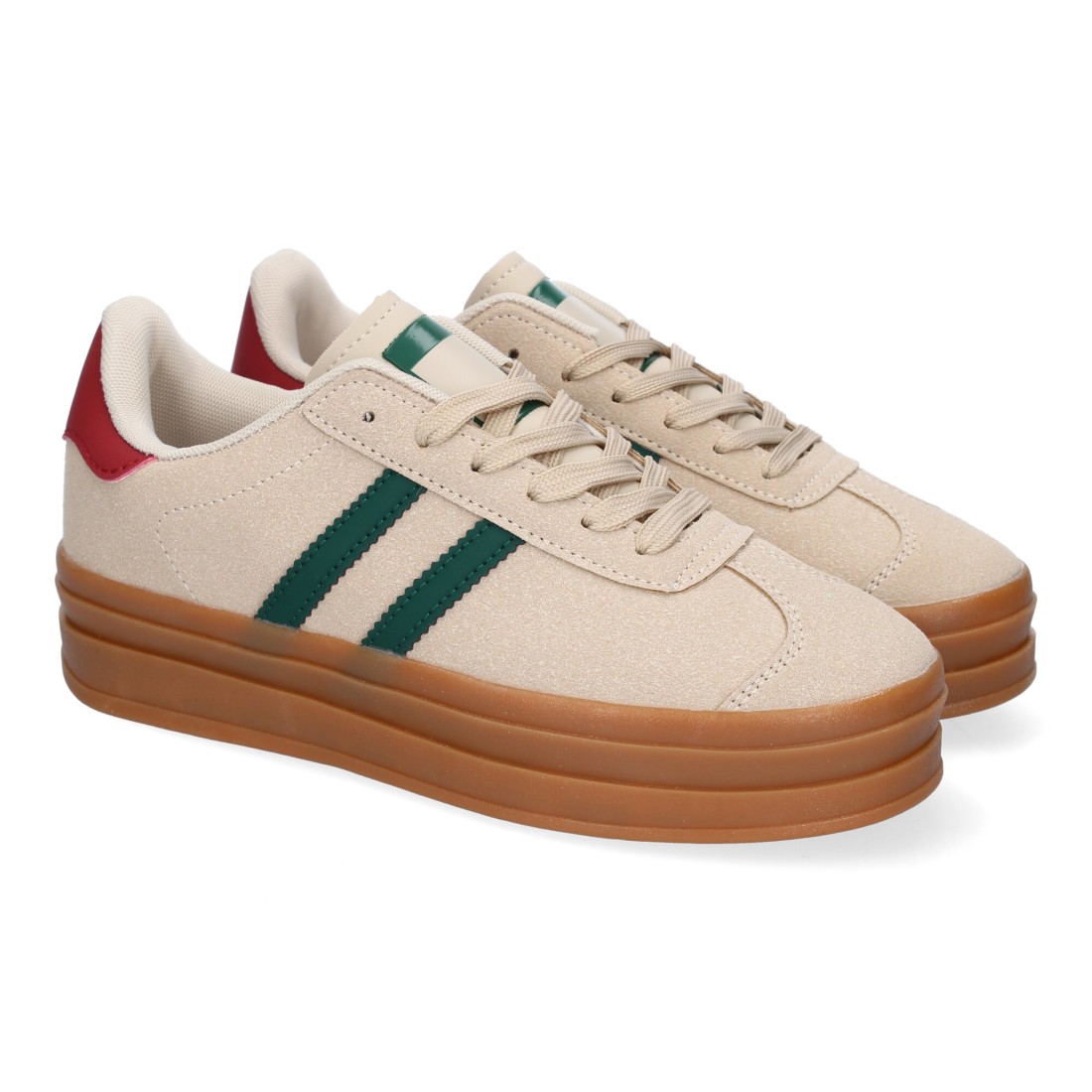 Zapatillas Beige con Franjas Verdes y Detalles en Rojo 1 Zapatillas Beige con Franjas Verdes y Detalles en Rojo