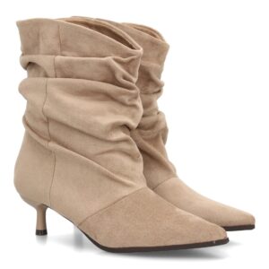 Botas Arrugadas Beige de Antelina